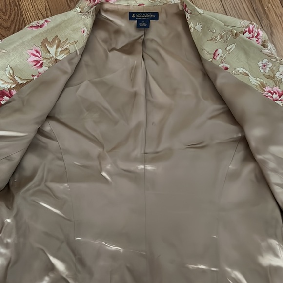 Brooks Brothers, 100% linen blazer, 14, khaki with cottage roses - Picture 6 of 7